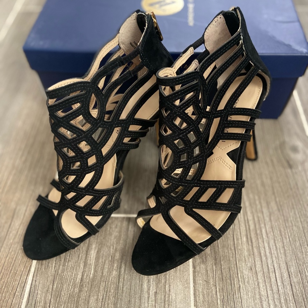 Adrienne Vittadini 
AV Gala black open toe heels 6
